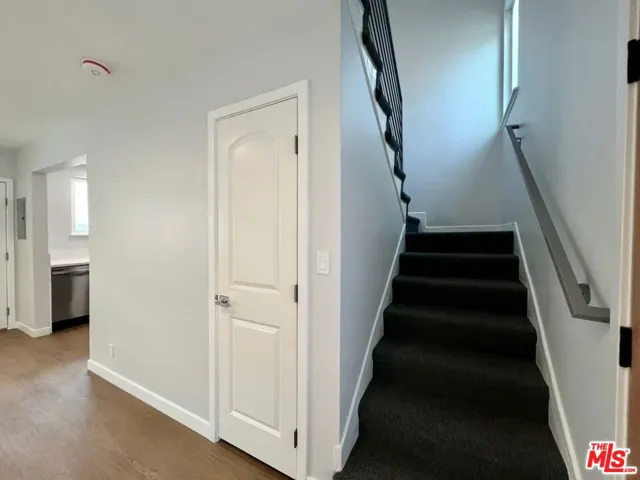 903 S Barrington Avenue, Los Angeles, California 90049