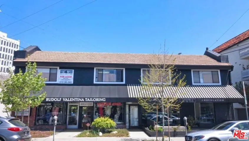 903 S Barrington Avenue, Los Angeles, California 90049
