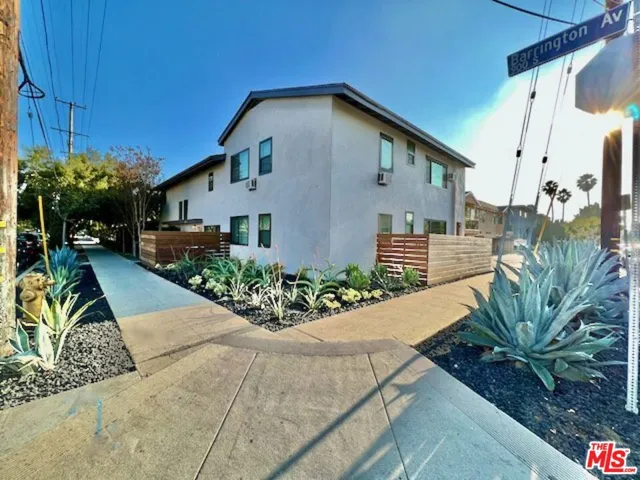 903 S Barrington Avenue, Los Angeles, California 90049