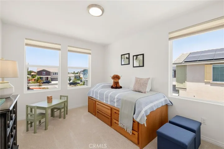 1st secondary bedroom