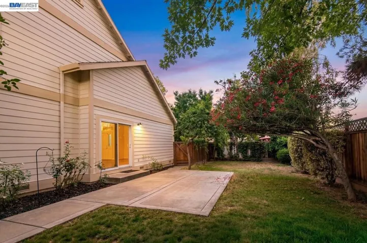 282 Del Valle Ct, Pleasanton, California 94566