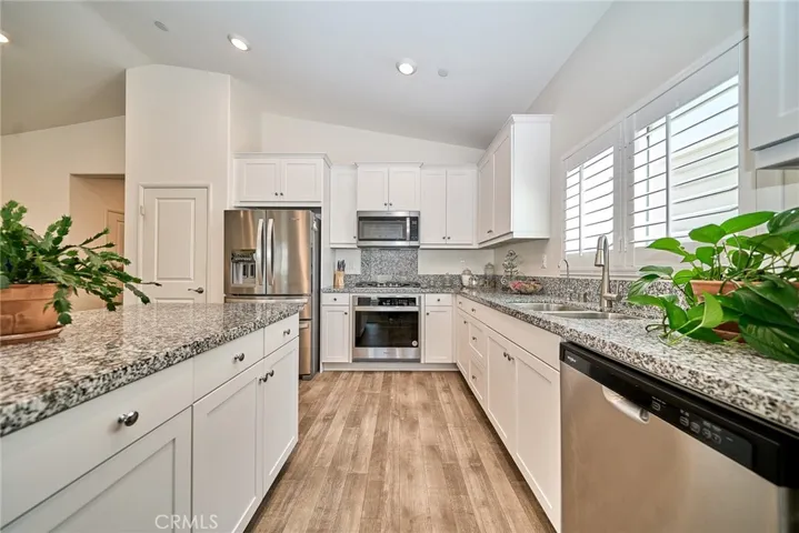 13023 Camino Valle Way, Victorville, California 92394