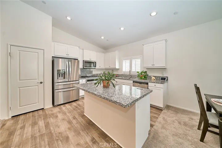 13023 Camino Valle Way, Victorville, California 92394