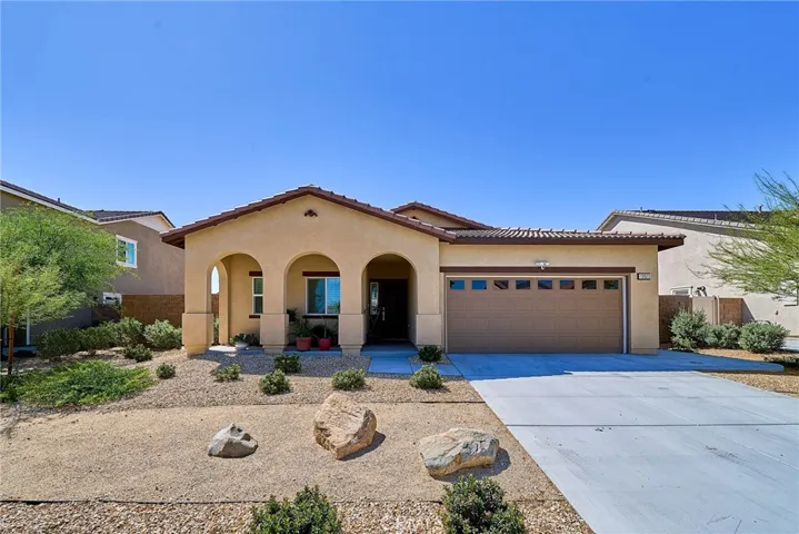 13023 Camino Valle Way, Victorville, California 92394