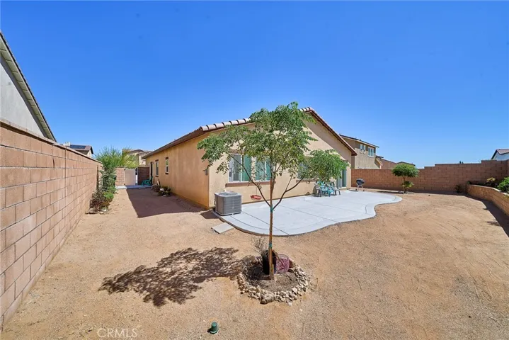 13023 Camino Valle Way, Victorville, California 92394
