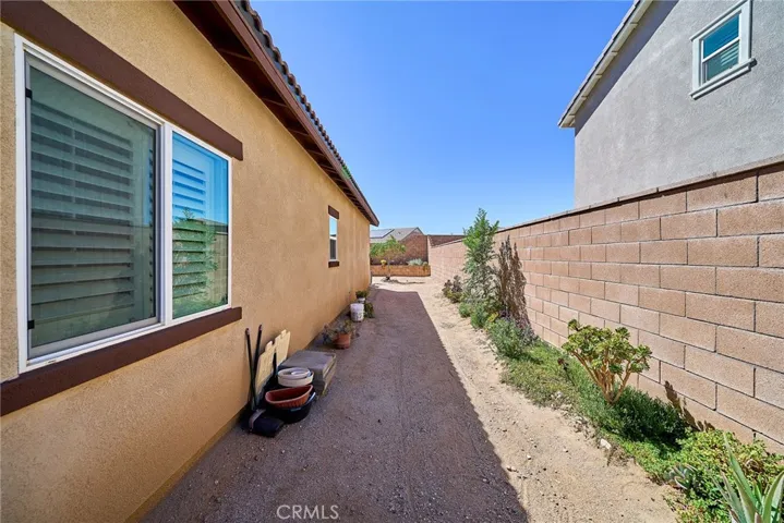 13023 Camino Valle Way, Victorville, California 92394