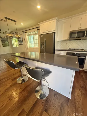 2283 Apple Court, Upland, California 91786