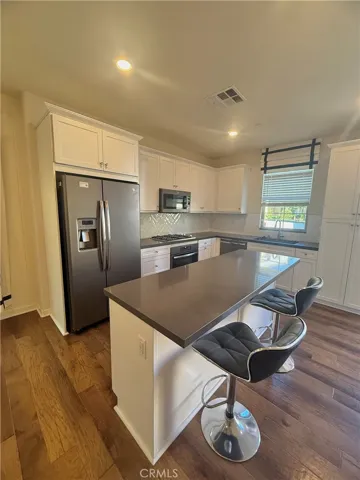 2283 Apple Court, Upland, California 91786