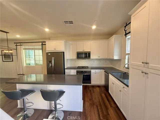 2283 Apple Court, Upland, California 91786
