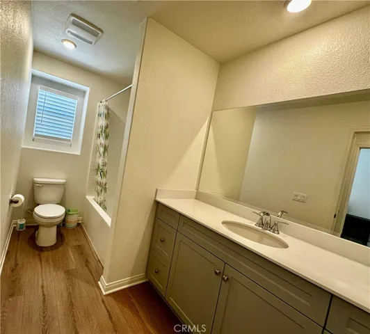 2nd floor, jack and jill bathroom