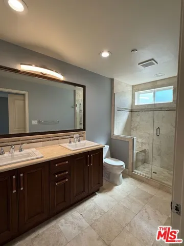 5401 Morella Avenue 101, Valley Village, California 91607