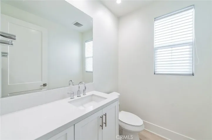 133 Hyperion, Irvine, California 92618