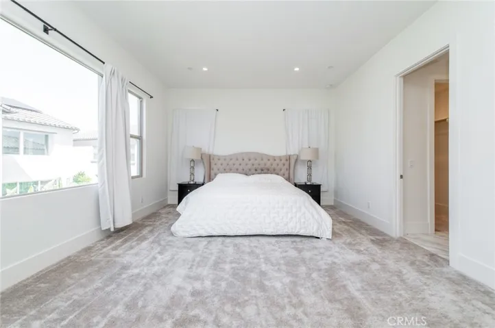 133 Hyperion, Irvine, California 92618