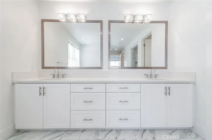 133 Hyperion, Irvine, California 92618