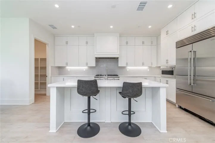 133 Hyperion, Irvine, California 92618