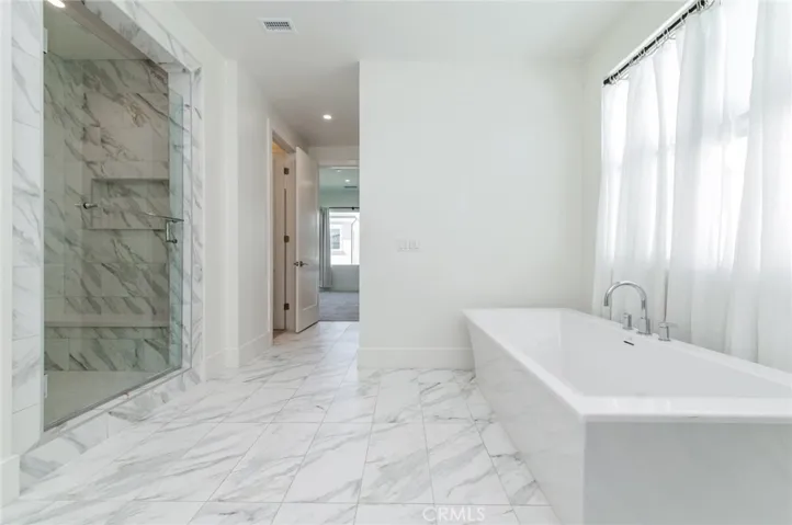 133 Hyperion, Irvine, California 92618