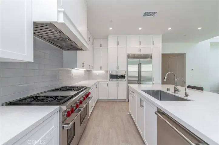 133 Hyperion, Irvine, California 92618