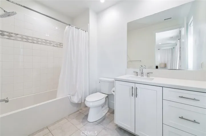 133 Hyperion, Irvine, California 92618