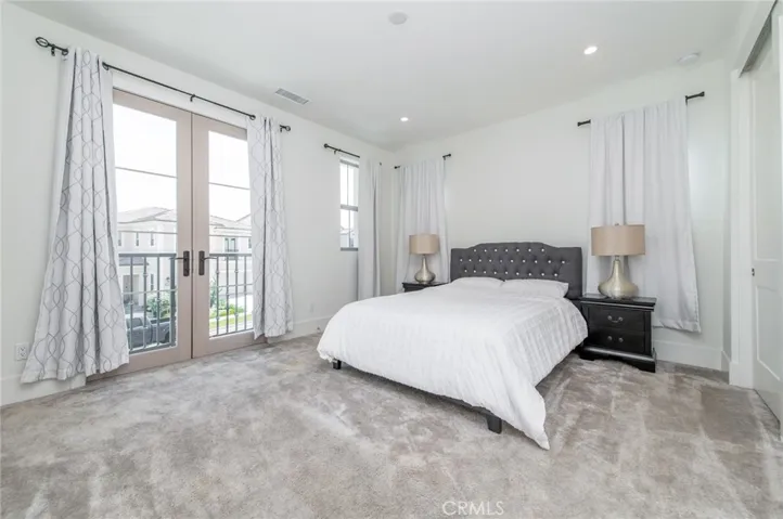 133 Hyperion, Irvine, California 92618