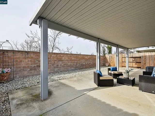 206 Oxburough Drive, Folsom, California 95630