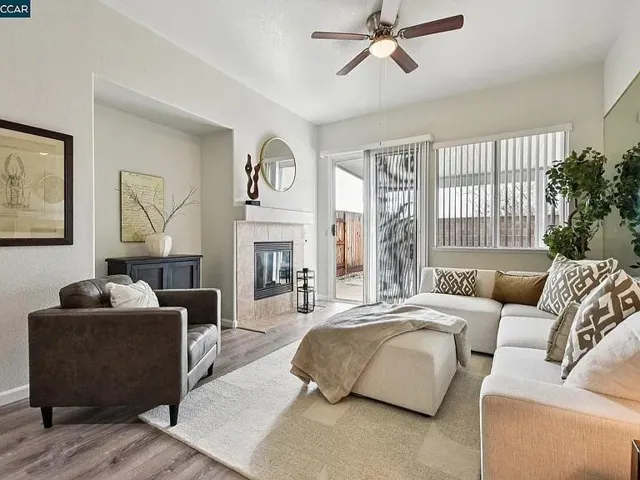 206 Oxburough Drive, Folsom, California 95630