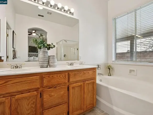 206 Oxburough Drive, Folsom, California 95630