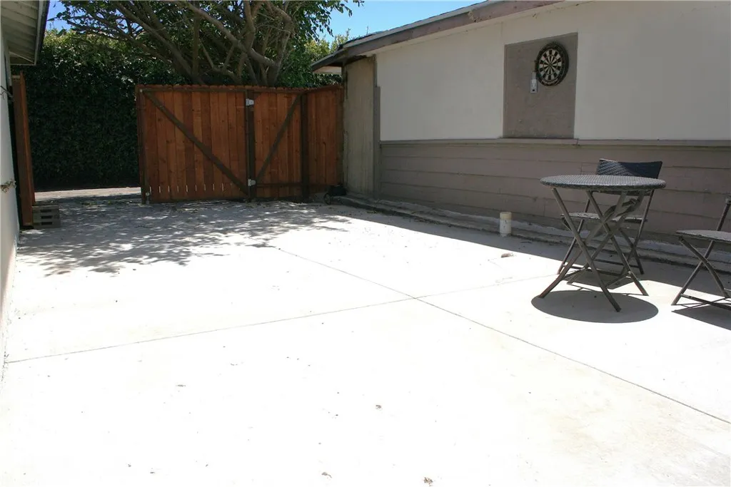 Side yard