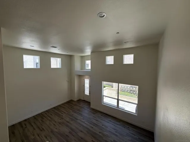 391 Connecticut, El Cajon, California 92020