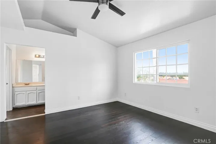 14716 Long View Drive, Fontana, California 92337