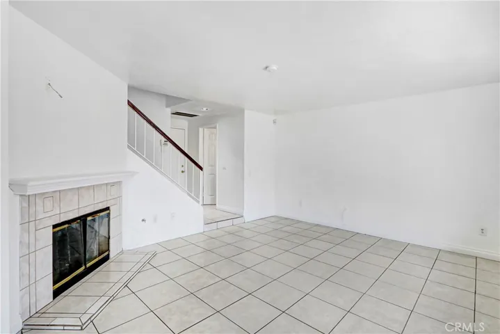 14716 Long View Drive, Fontana, California 92337