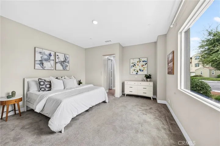 125 Source, Irvine, California 92618