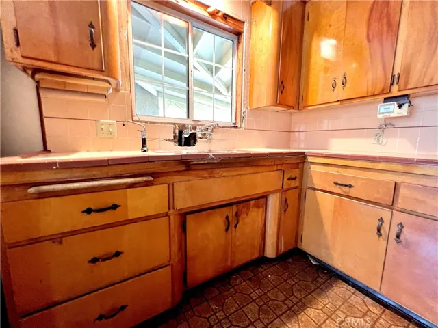 5459 Cambridge, Montclair, California 91763