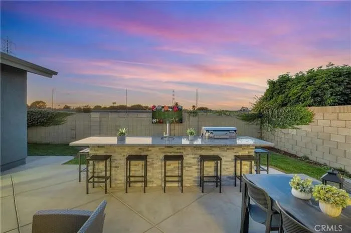 305 Harvard Ln, Seal Beach, California 90470