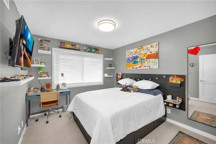 305 Harvard Ln, Seal Beach, California 90470