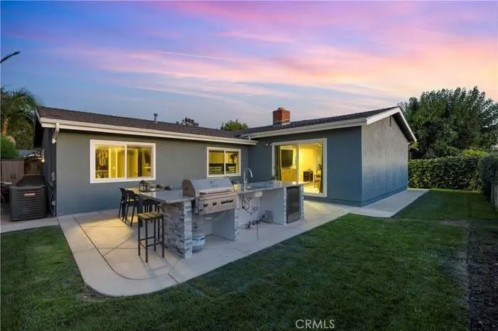 305 Harvard Ln, Seal Beach, California 90470