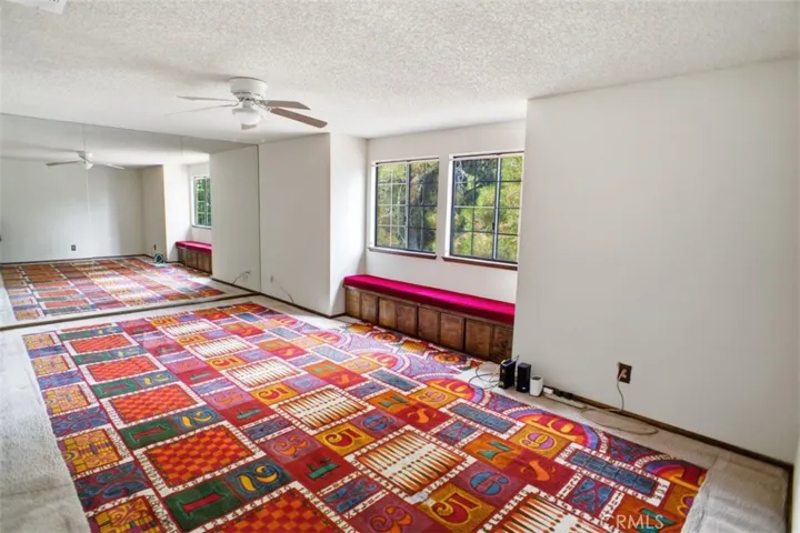 Extra Large Bedroom 3