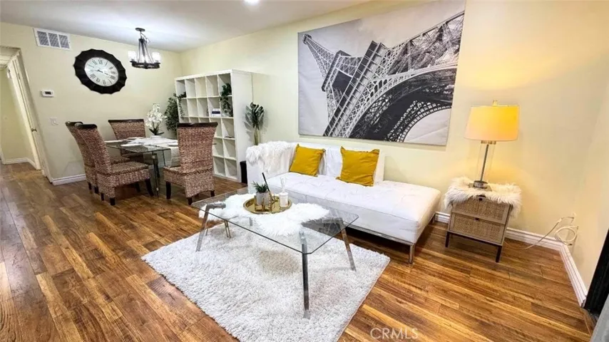 8221 Langdon Ave. #103, Van Nuys, California 91406