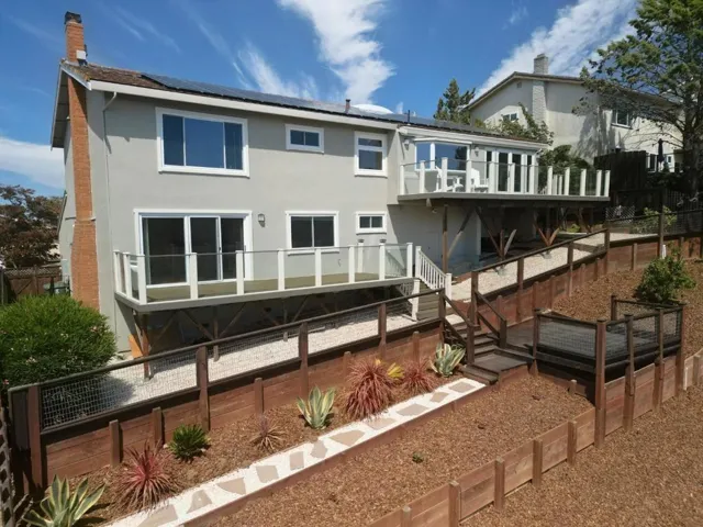 208 Crestview Drive, San Carlos, California 94070