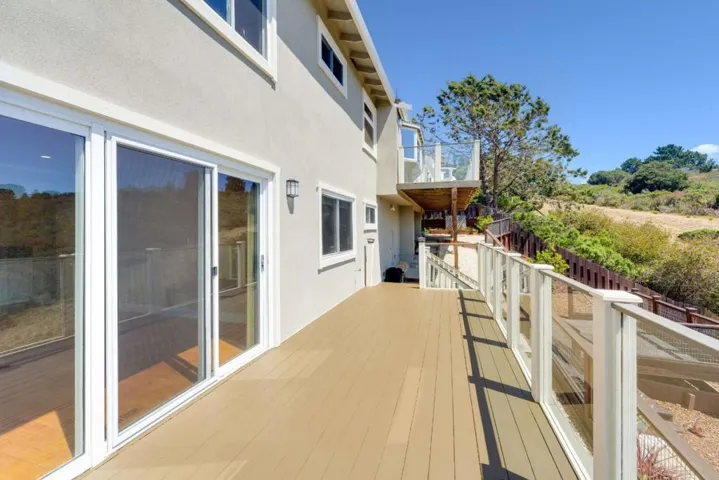 208 Crestview Drive, San Carlos, California 94070