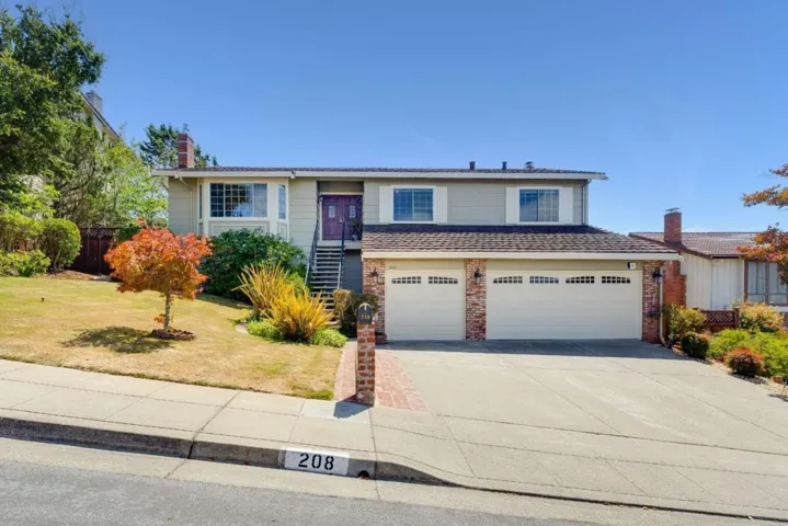208 Crestview Drive, San Carlos, California 94070