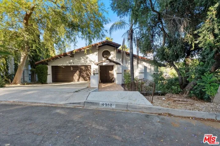 4912 Llano Drive, Woodland Hills, California 91364