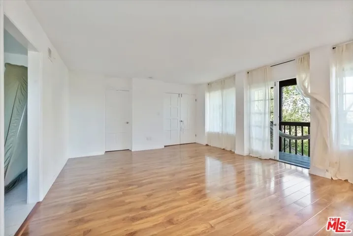 4912 Llano Drive, Woodland Hills, California 91364