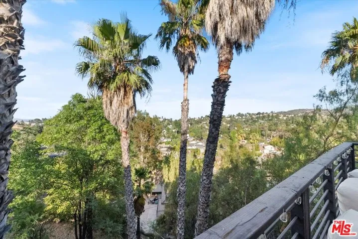 4912 Llano Drive, Woodland Hills, California 91364