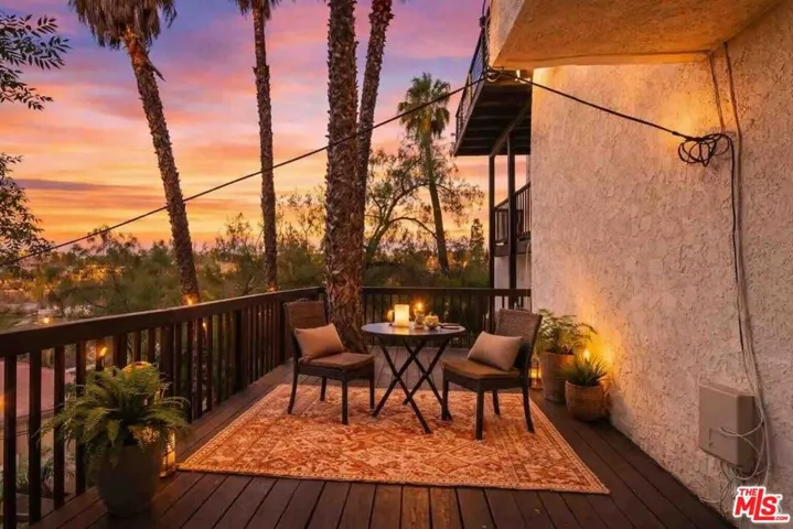 4912 Llano Drive, Woodland Hills, California 91364
