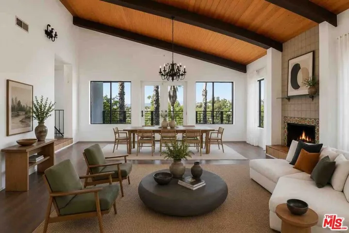 4912 Llano Drive, Woodland Hills, California 91364
