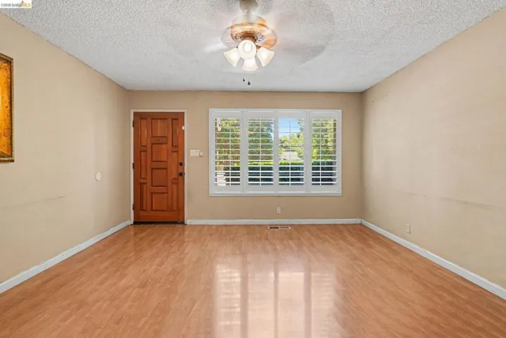 1126 Mission Dr, Antioch, California 94509