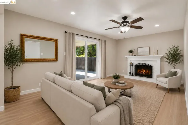 AI Photo Family Room
