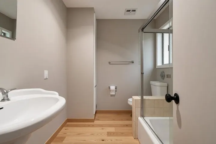990 Miramonte Drive 0, Santa Barbara, California 93109