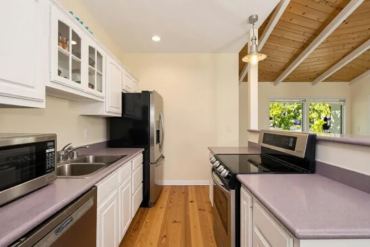 990 Miramonte Drive 0, Santa Barbara, California 93109