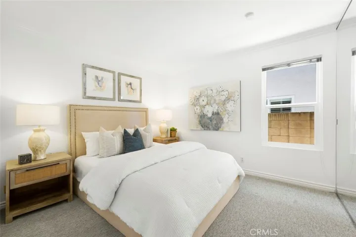Fantastic location at end of quiet cul de sac backing to trail.  Make 14 a DONE DEAL!